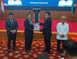 Sertijab Bupati dan Wakil Bupati Mahulu Berlangsung Lancar